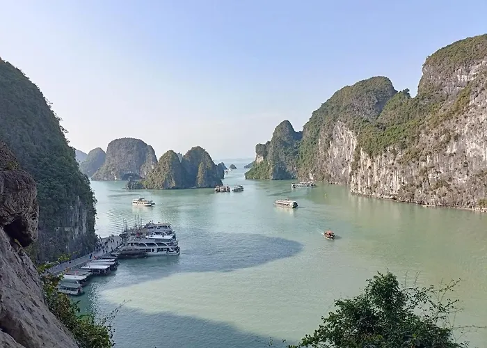 Khách sạn Sunrise Hạ Long